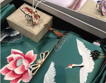 JOIN 16,000 STITCHERS AT THE STITCH FESTIVAL THIS FEBRUARY