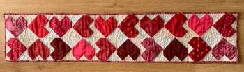 Free Hearts Table Runner Pattern