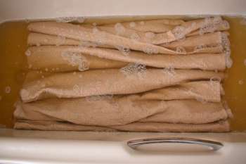 Washing antique quilts