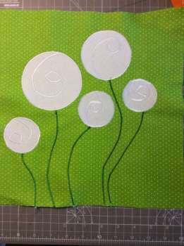 GF2020Simple Stylised Roses