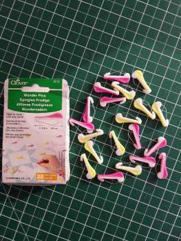 CLOVER&nbsp; WONDER&nbsp; PINS